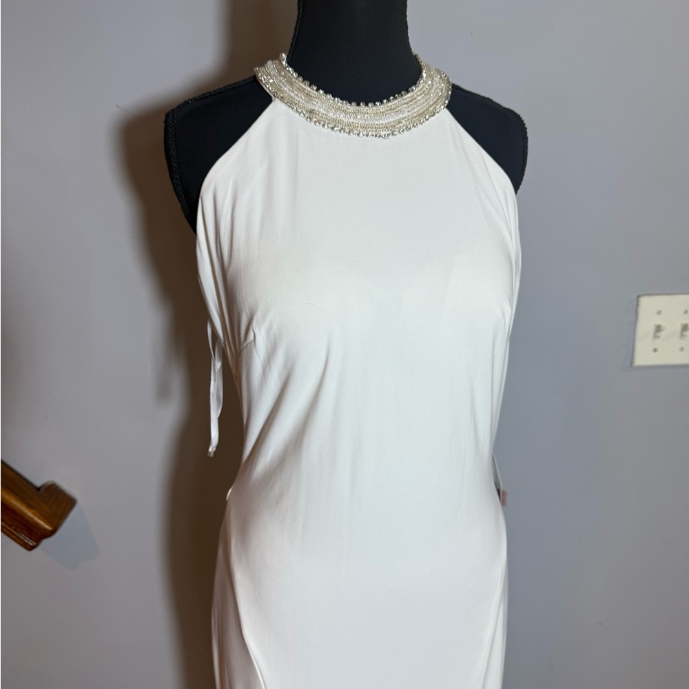 IEENA for Mac Duggal Zuri Beaded Halter White Jersey Gown size 6 - Picture 2 of 14